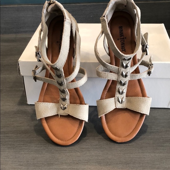 Minnetonka suede sandals - Picture 4 of 7